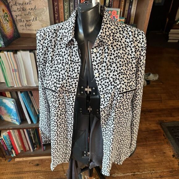 Loft polka dot business casual button down S shirt - Picture 1 of 3